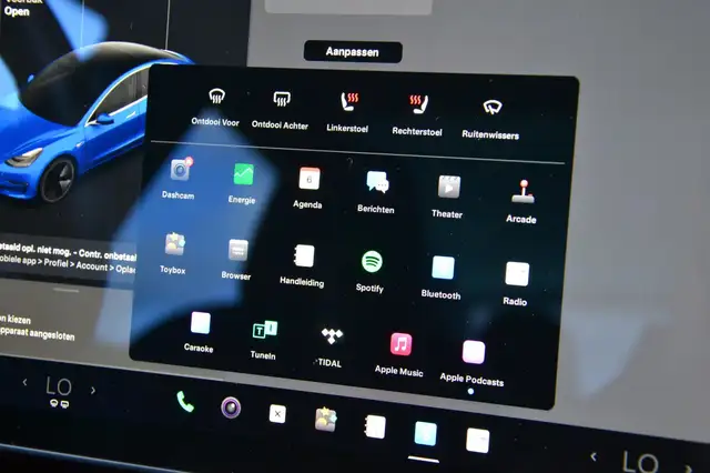 Tesla Model 3 view 14