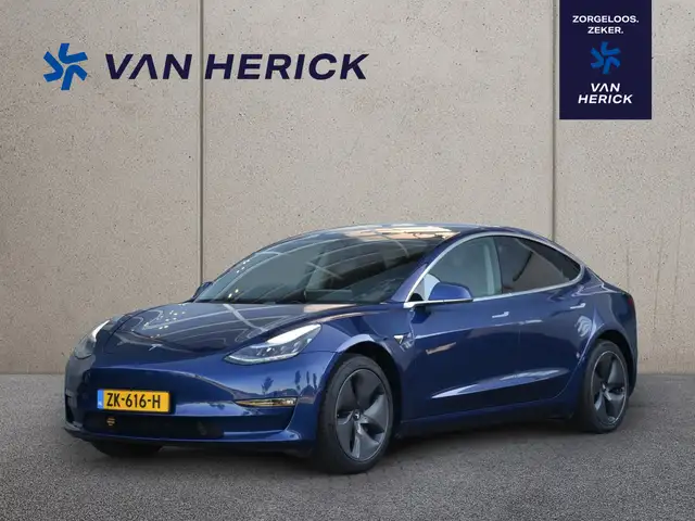 2019 Tesla Model 3 in Blue for sale