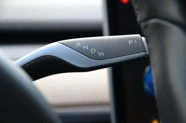 Tesla Model 3 view 17