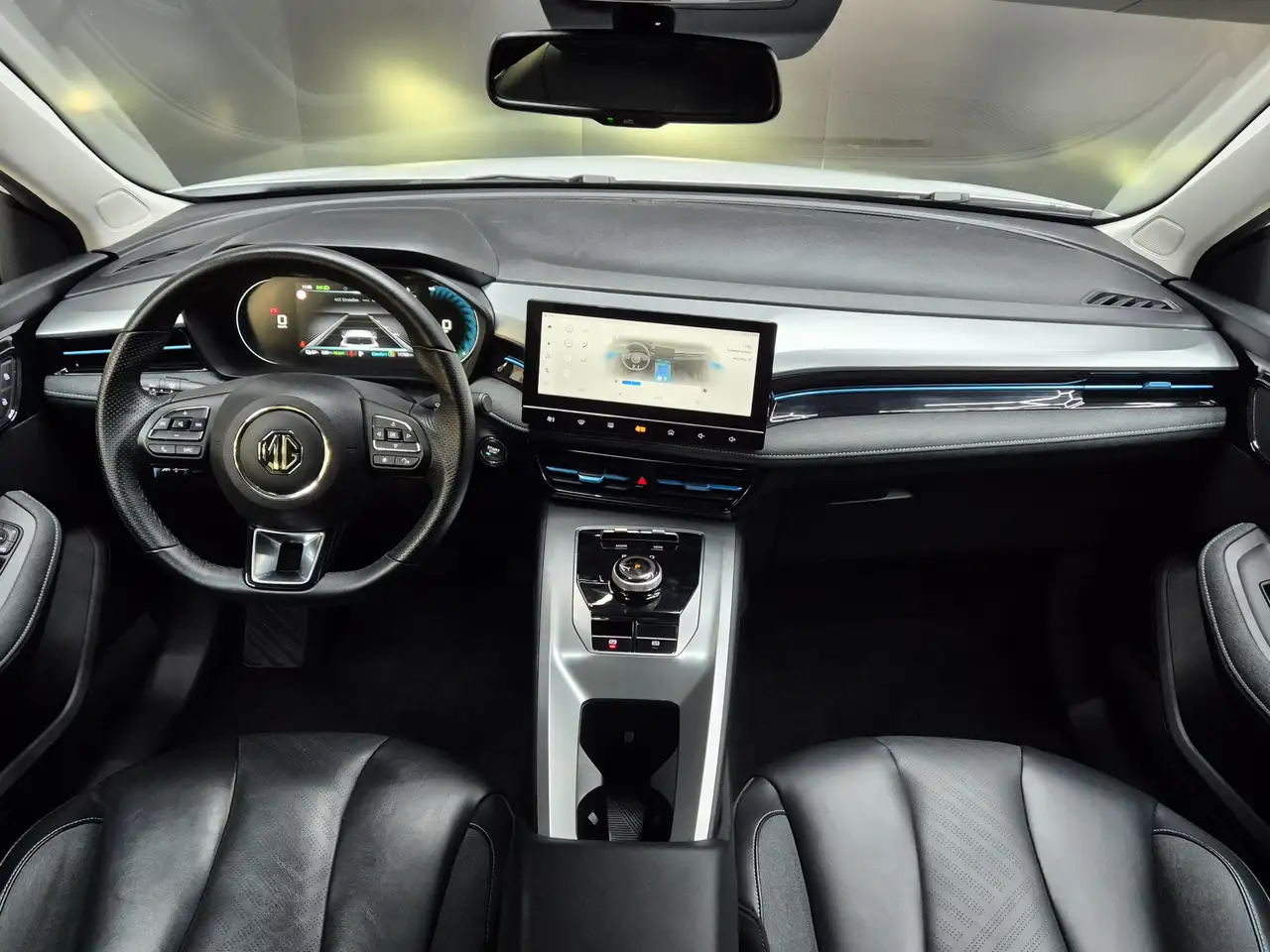 MG MG5 51 KWH Luxury NAVI+LED+SHZ+DAB+ACC+360°+DAB+ 13
