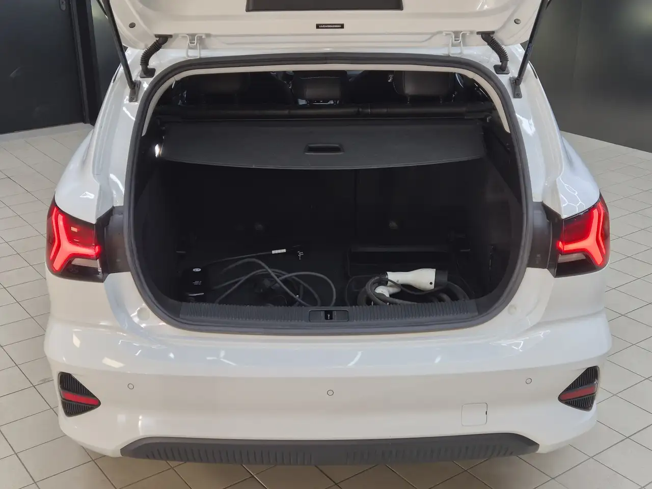 MG MG5 51 KWH Luxury NAVI+LED+SHZ+DAB+ACC+360°+DAB+ 24