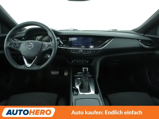 Opel Insignia view 12