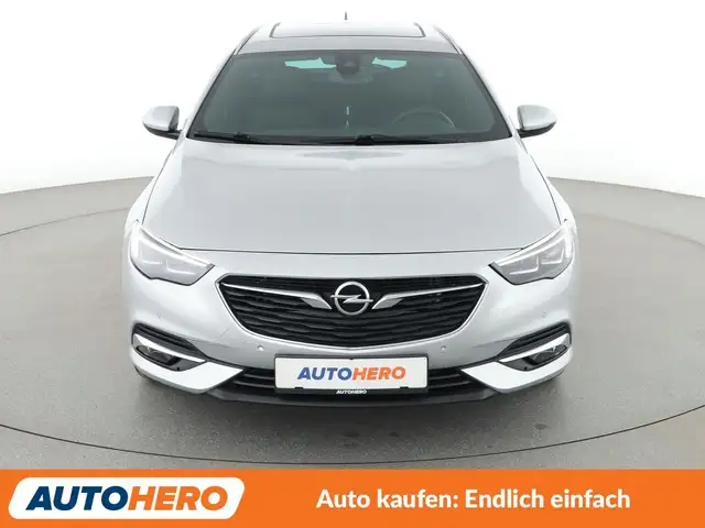 Opel Insignia view 9