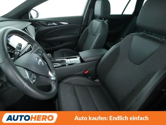 Opel Insignia view 10