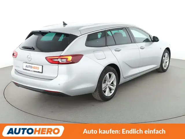 Opel Insignia view 6