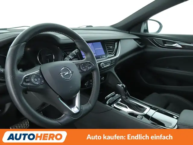 Opel Insignia view 11