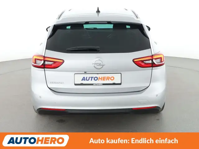 Opel Insignia view 5