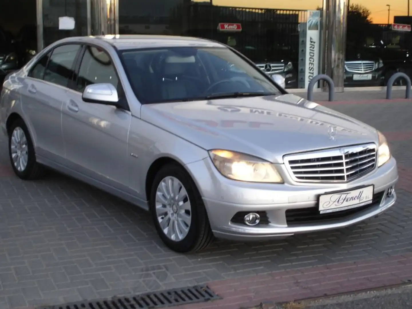 Mercedes-Benz MERCEDES-BENZ Clase C Berlina  Automático de 4 Pu Сірий - 1