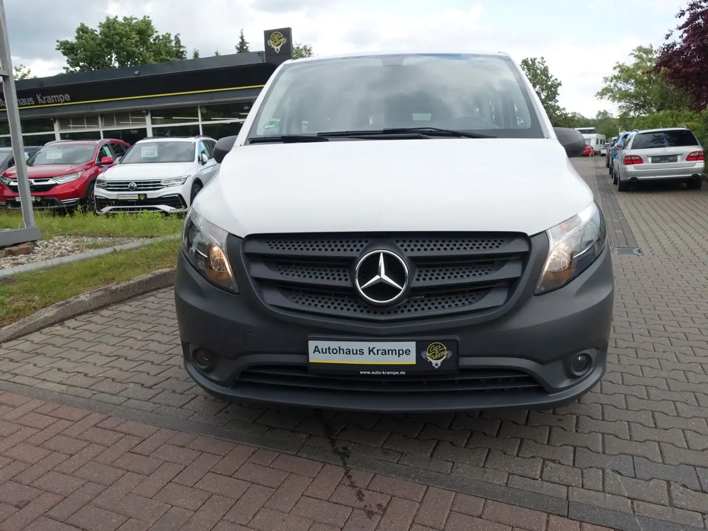 Mercedes-Benz Vito Tourer 114 CDI Pro extralang 8-Sitzer Navi Bianco - 2
