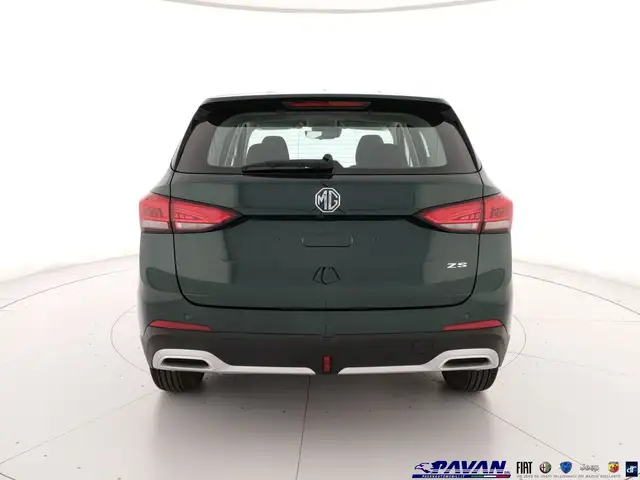 MG ZS view 4