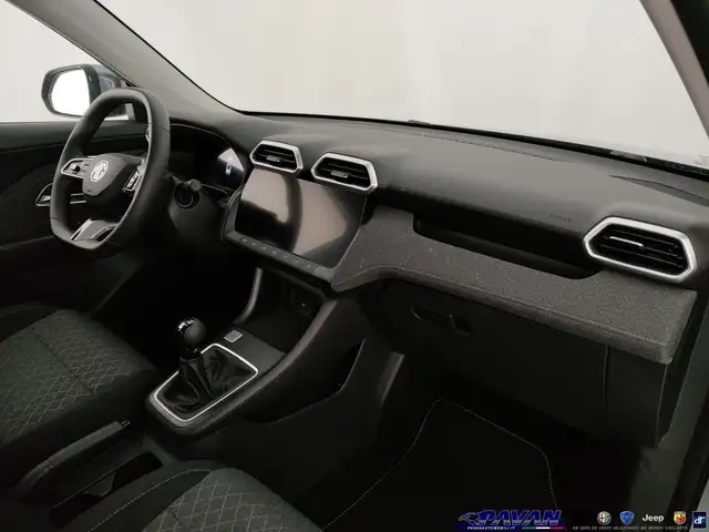 MG ZS view 7