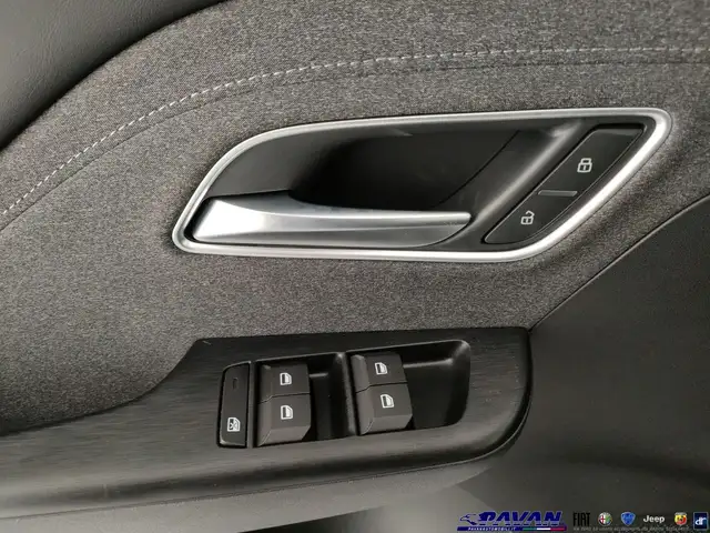 MG ZS view 13