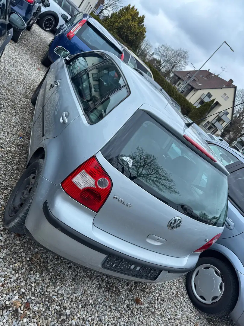 Volkswagen Polo Comfortline Grijs - 2