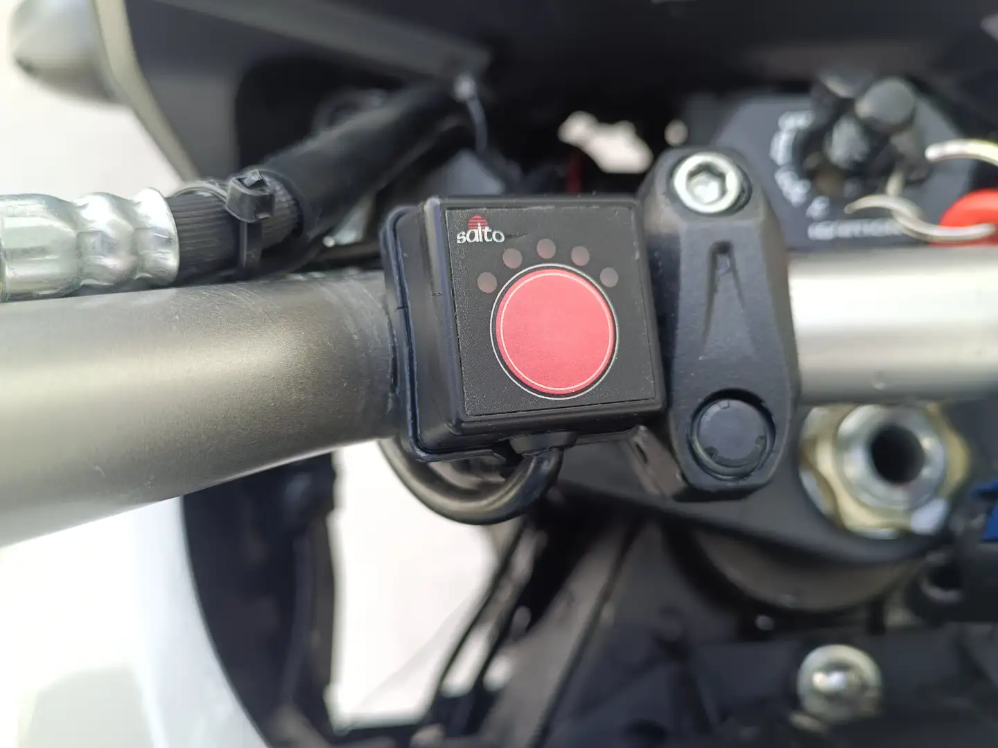 Suzuki V-Strom 1000 XT Blanc - 2