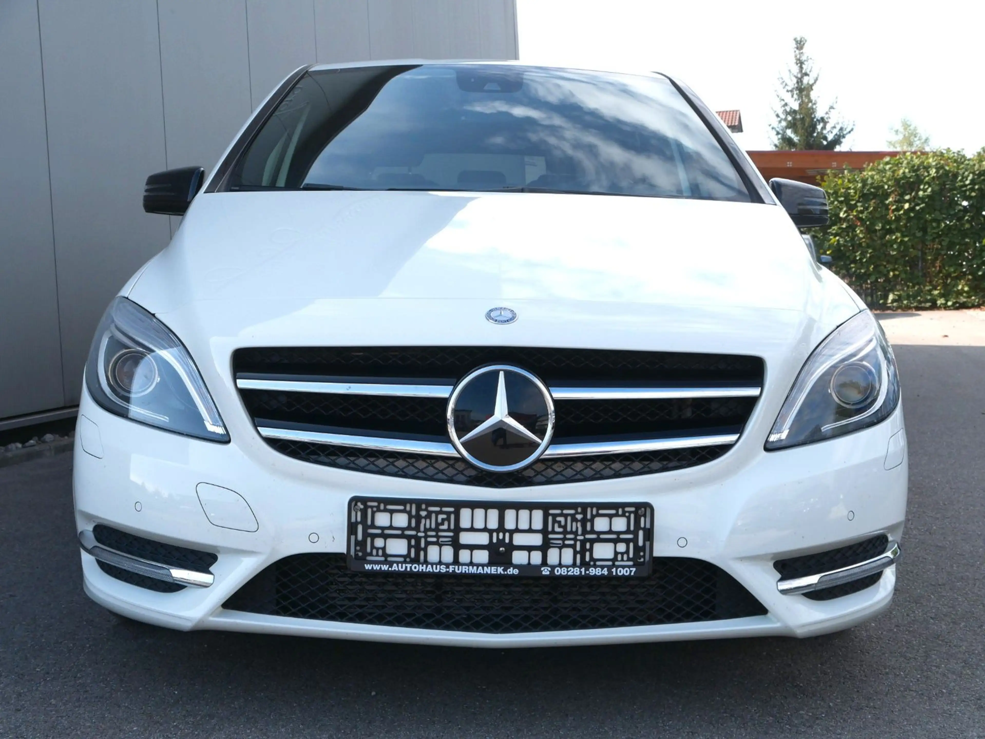 Mercedes-Benz B 200 SPORT-PAKET AUT. BIXENON/PDC/NIGHT/AHK — photo 6
