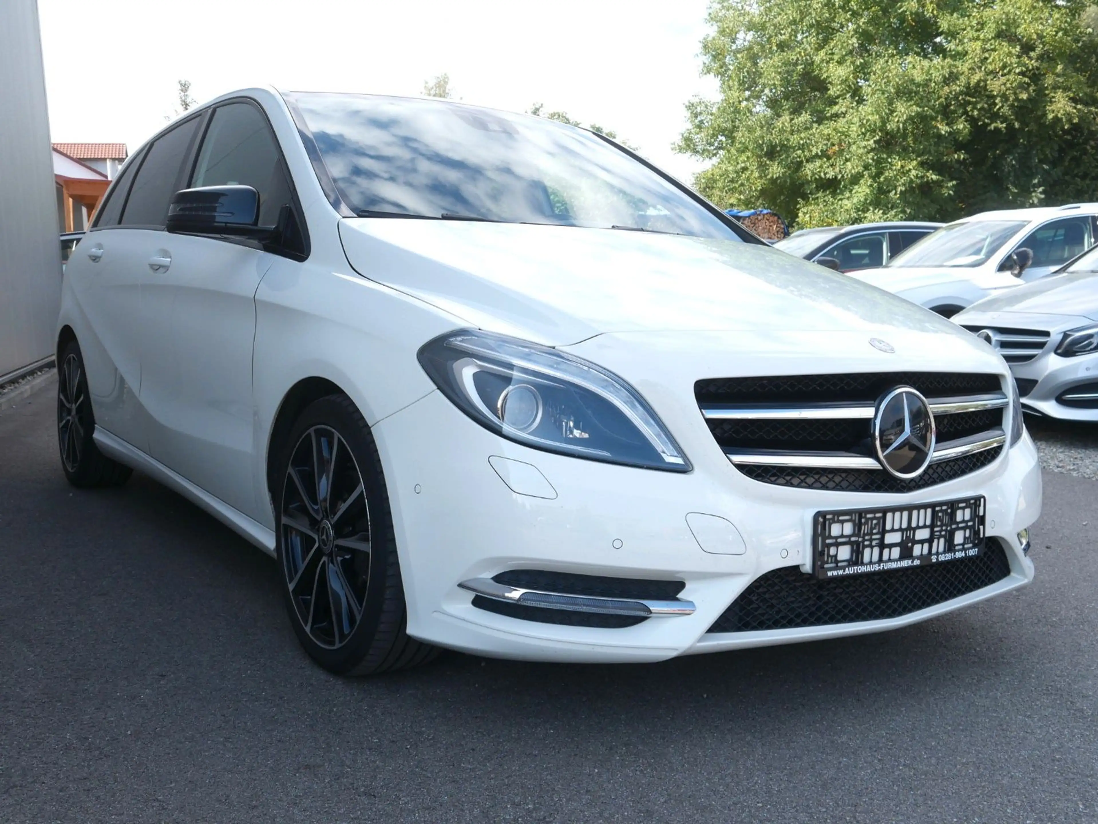 Mercedes-Benz B 200 SPORT-PAKET AUT. BIXENON/PDC/NIGHT/AHK — photo 5