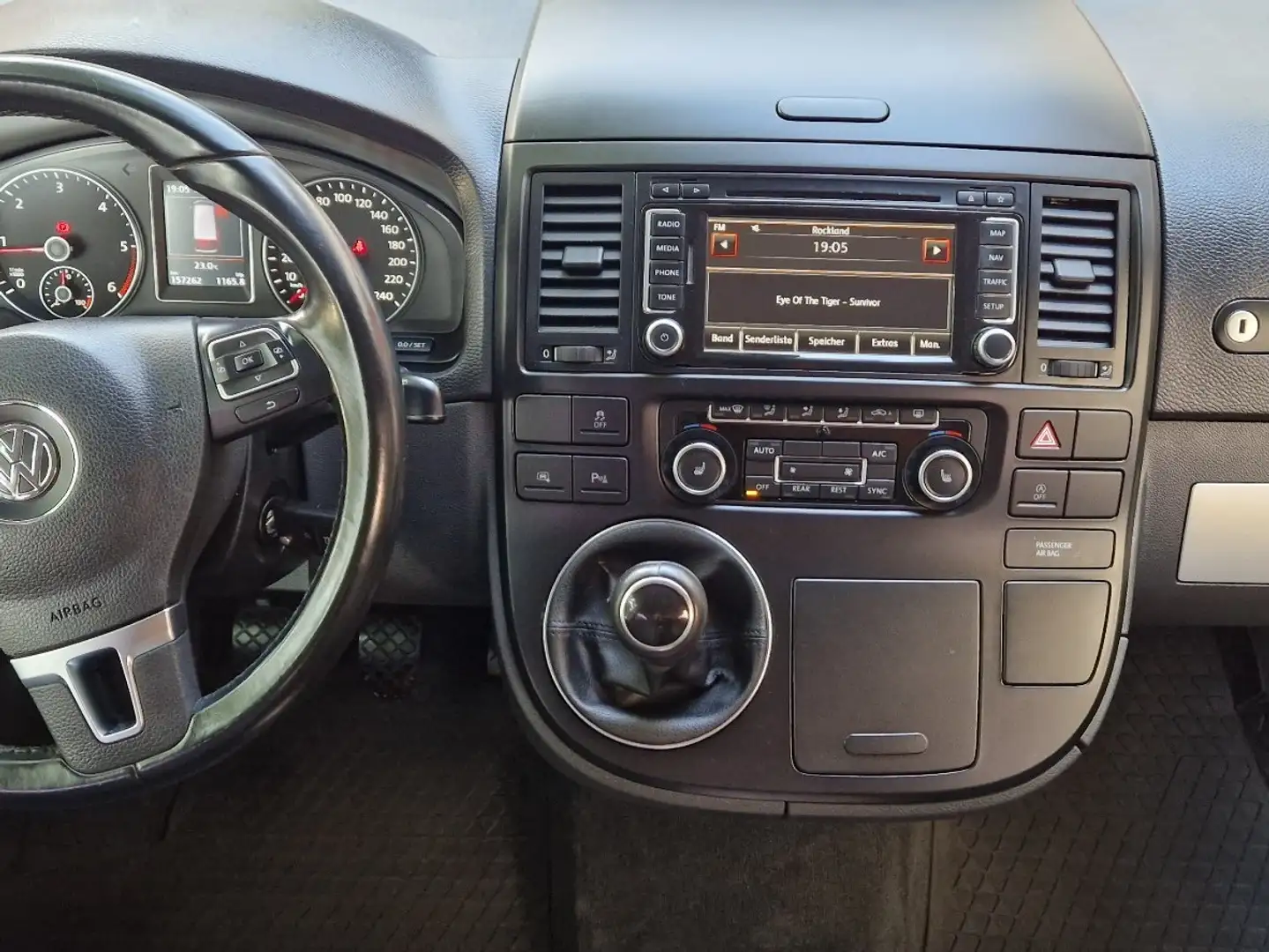 Volkswagen T5 Multivan Comfortline Navi/Scheckheft Fekete - 2