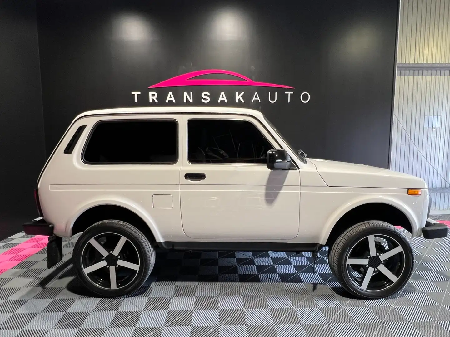 Lada Niva 1.7i 83 ch Blanco - 2