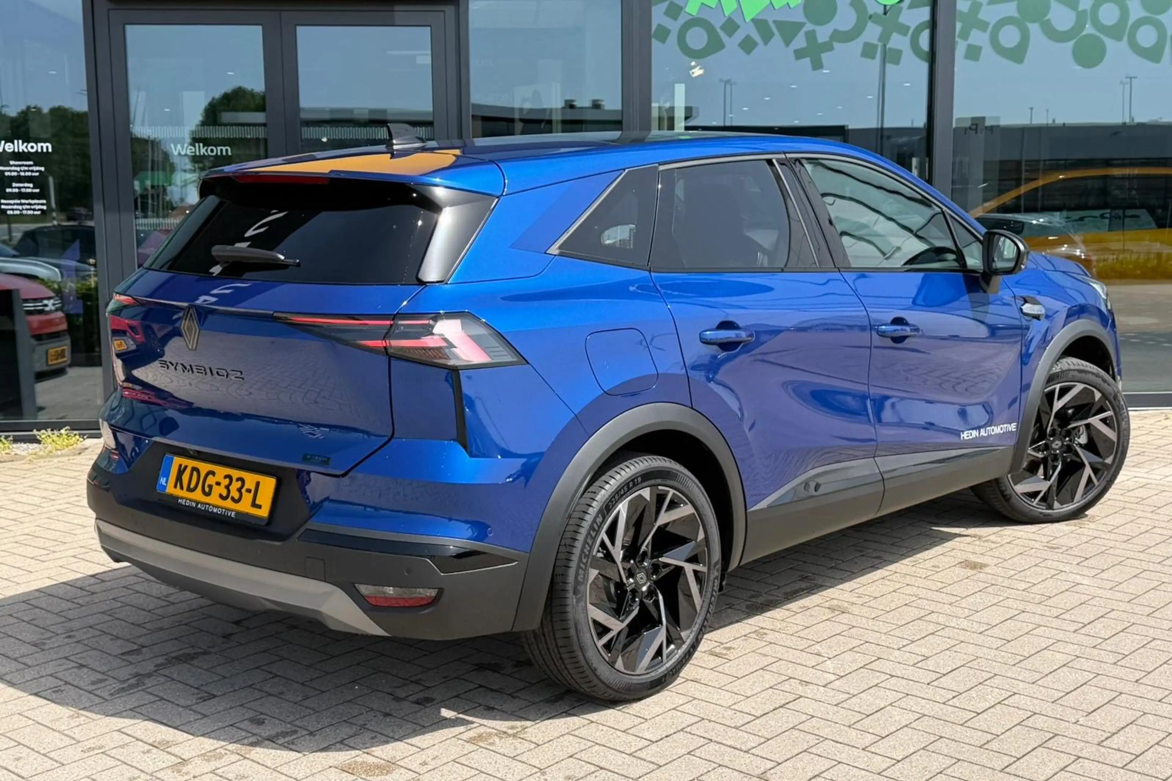 Renault Symbioz 1.8 E-Tech full hybrid 160 iconic — photo 2