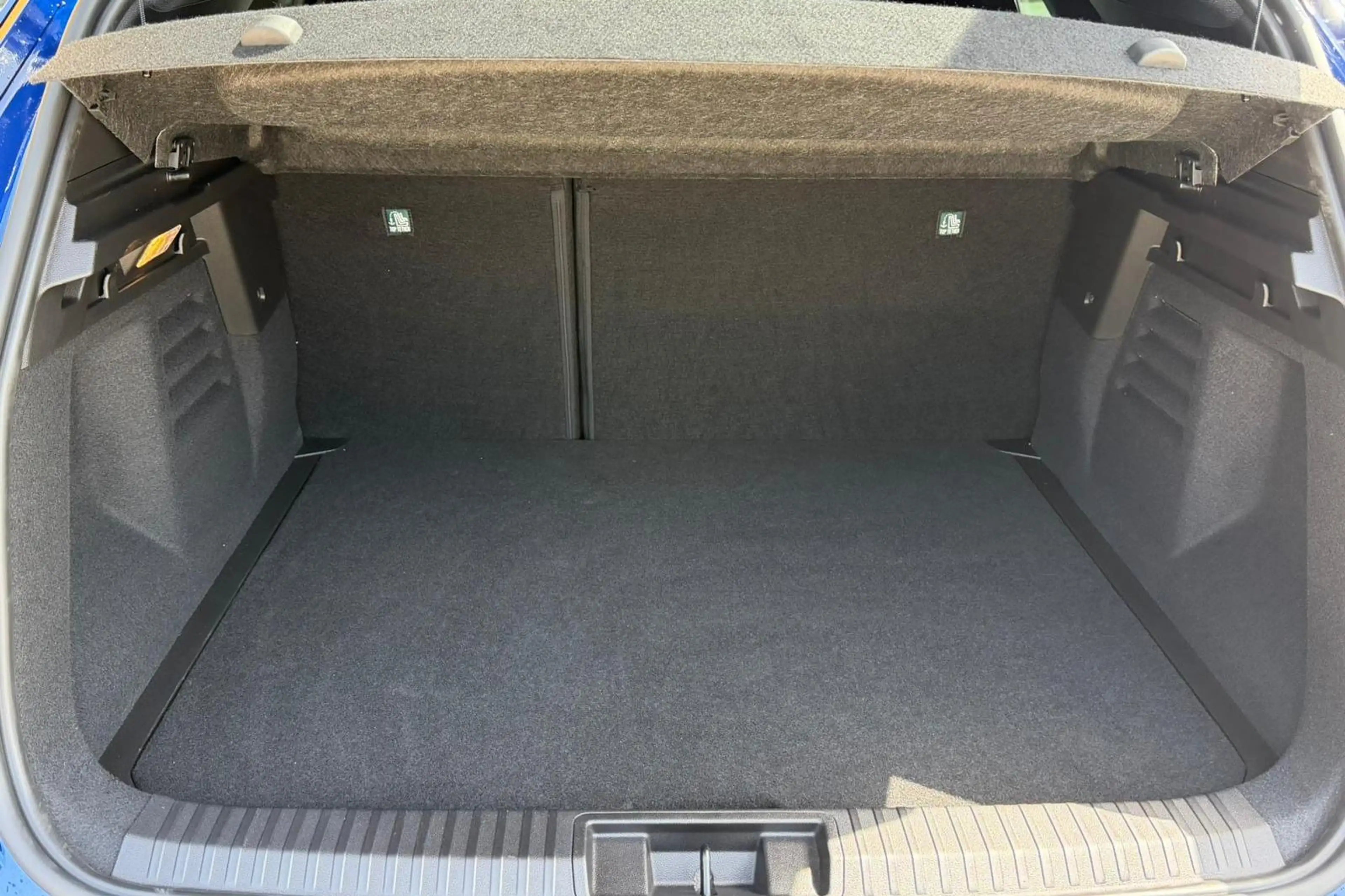 Renault Symbioz 1.8 E-Tech full hybrid 160 iconic — photo 8
