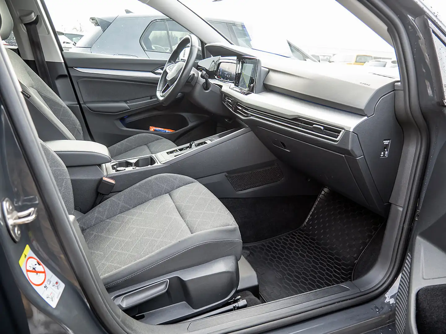 Volkswagen Golf VIII 1.5 TSI eHybrid Style STANDHZ LED Grau - 2