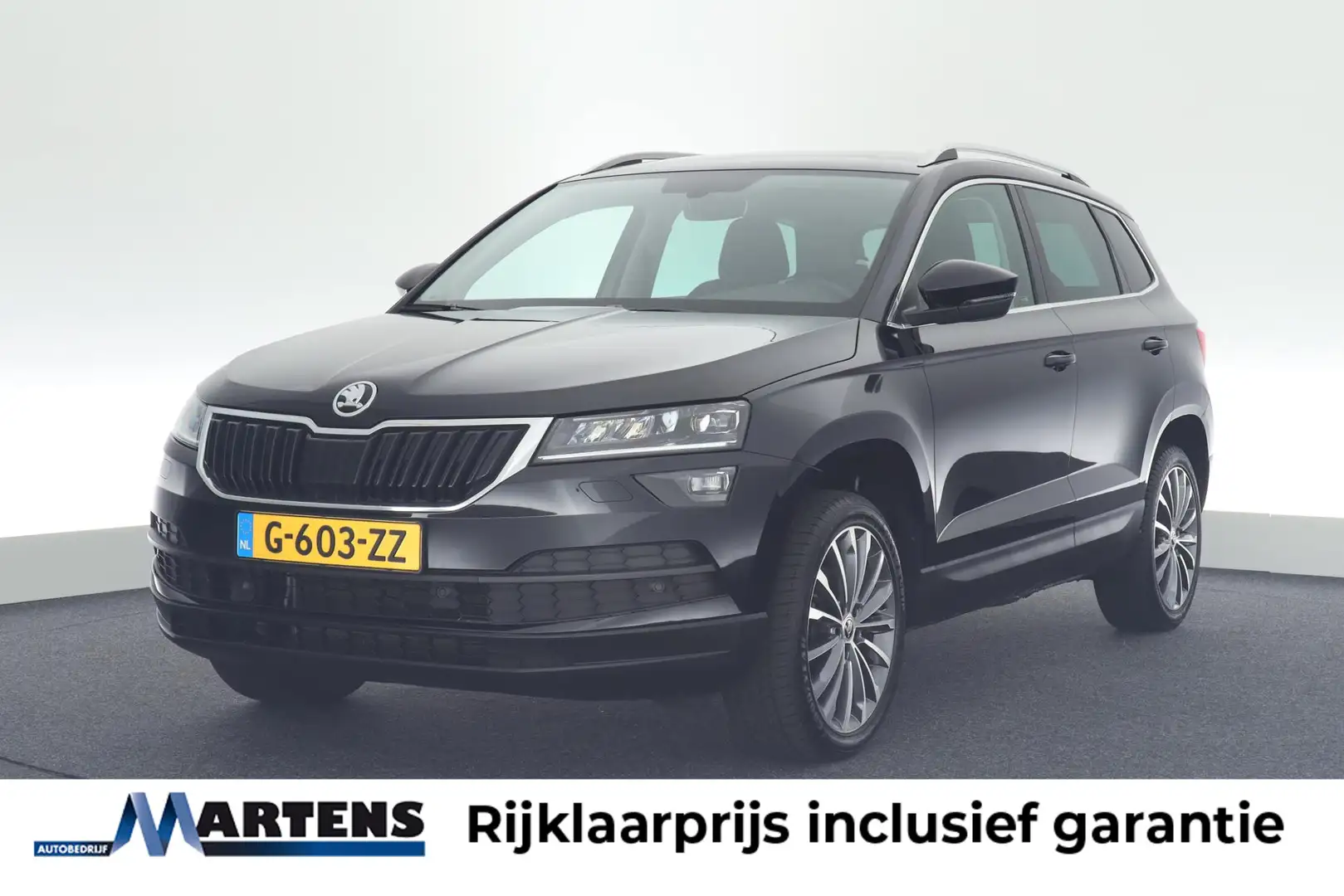 Skoda Karoq 1.5 TSI ACT 150pk DSG Business Edition Trekhaak Ca Zwart - 1