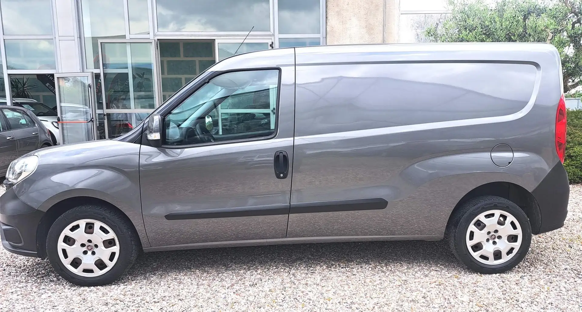 Fiat Doblo Maxi HACCP allestim.- 1.3 Mjet 95cv 3 posti-CARGO Gris - 2