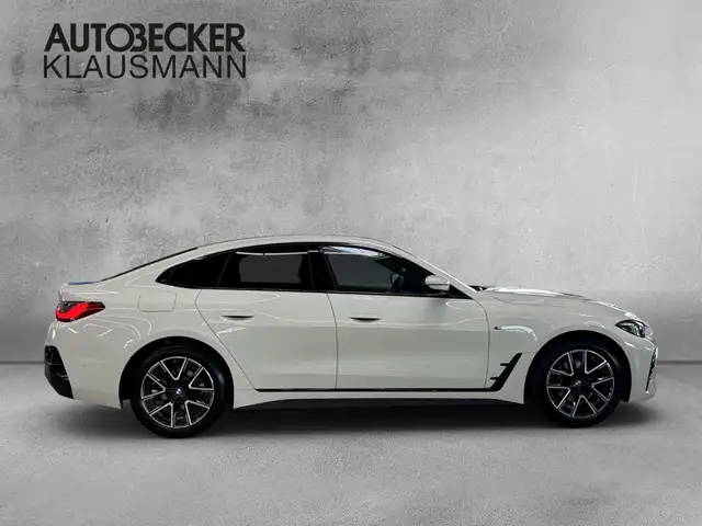 BMW 4 Series view 4