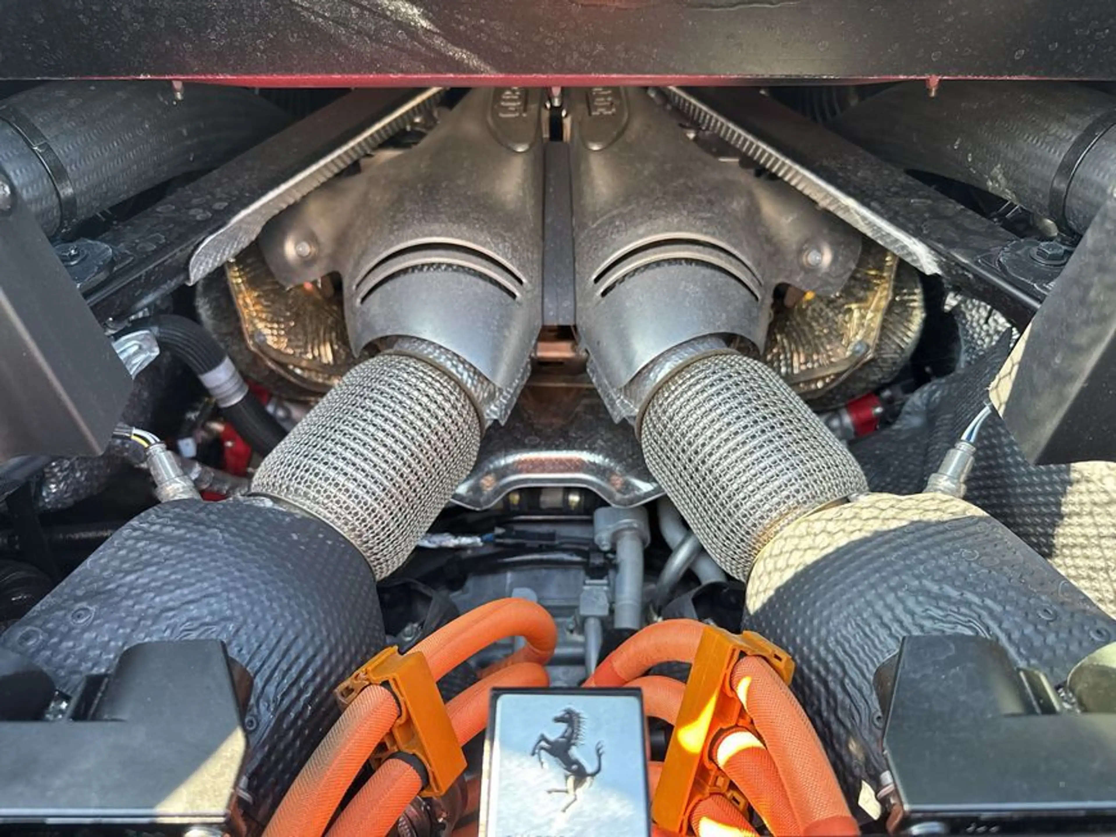 Ferrari 296 GTS / Rosso Imola / Lift / Daytona — photo 10