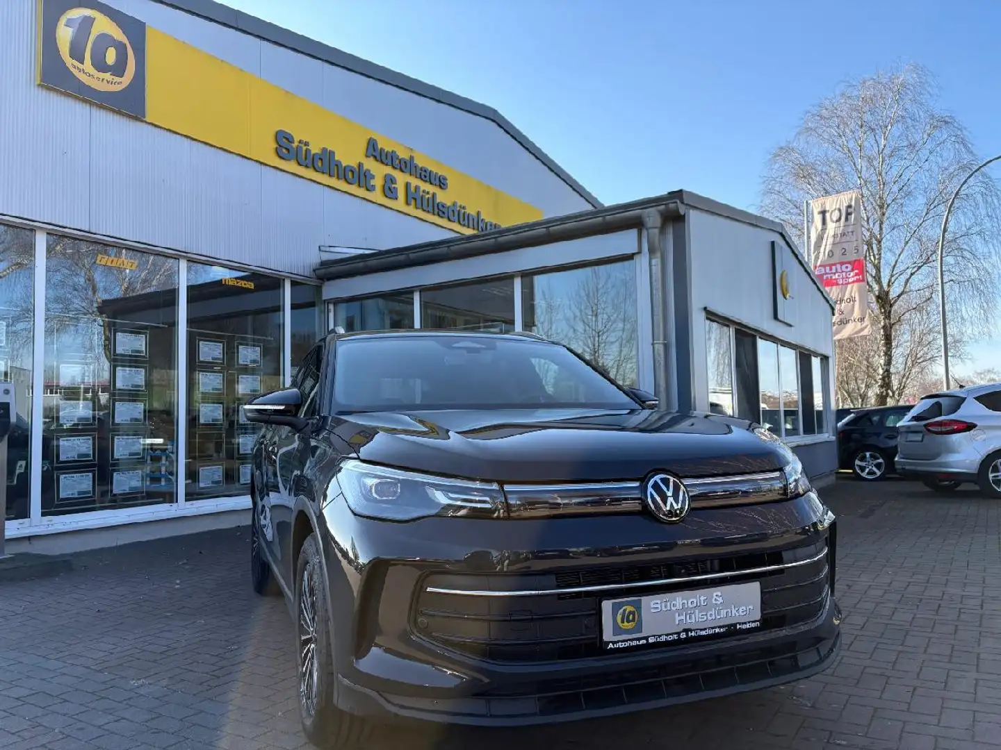 Volkswagen Tiguan 1.5 eTSI Goal Plus-Paket | AHK | 360° Grau - 1