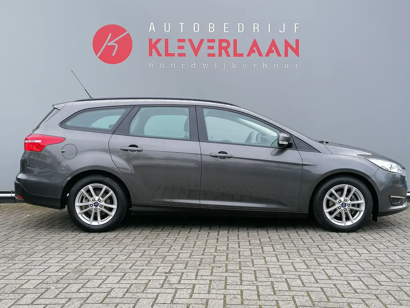 Ford Focus Wagon 1.0 Trend | NAVI | TREKHAAK | Grigio - 2