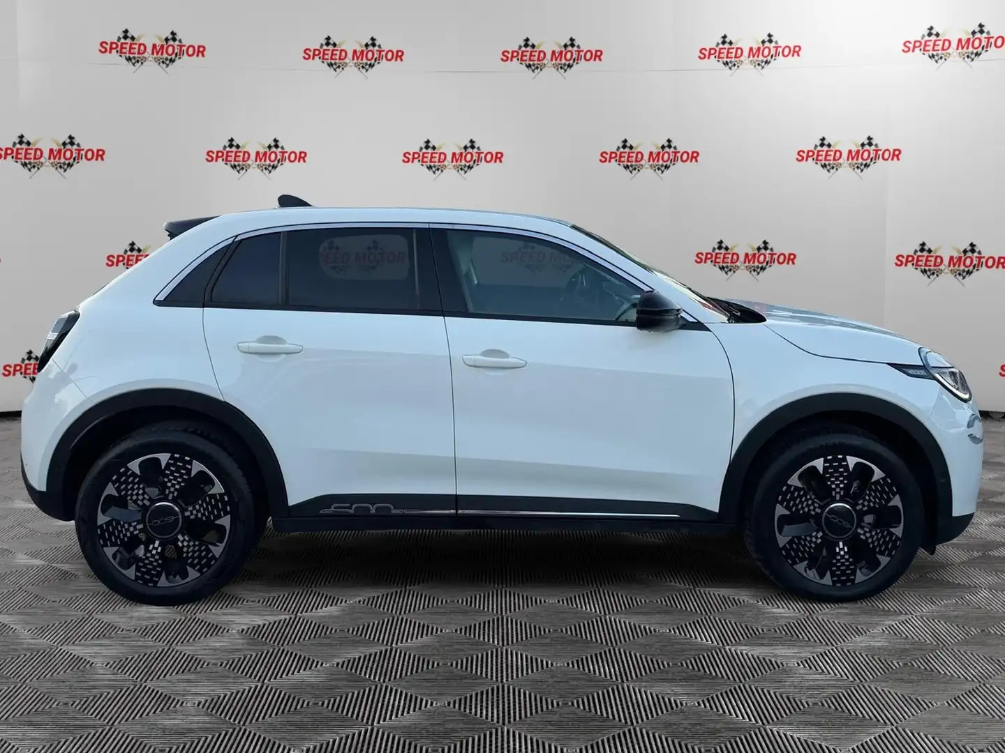 Fiat 600 600 Hybrid 100 CV DCT MHEV La Prima! Bianco - 2