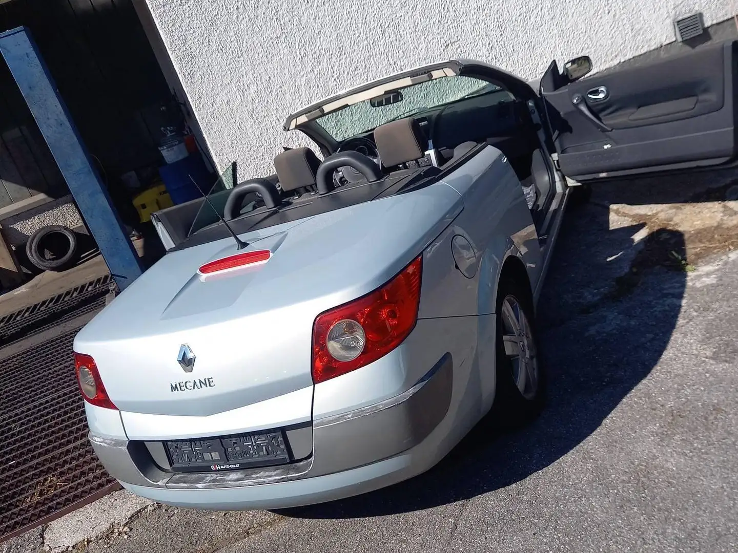 Renault Megane Mégane Dynamique Komfort 1,9 dCi Dynamique Komfort Grau - 1
