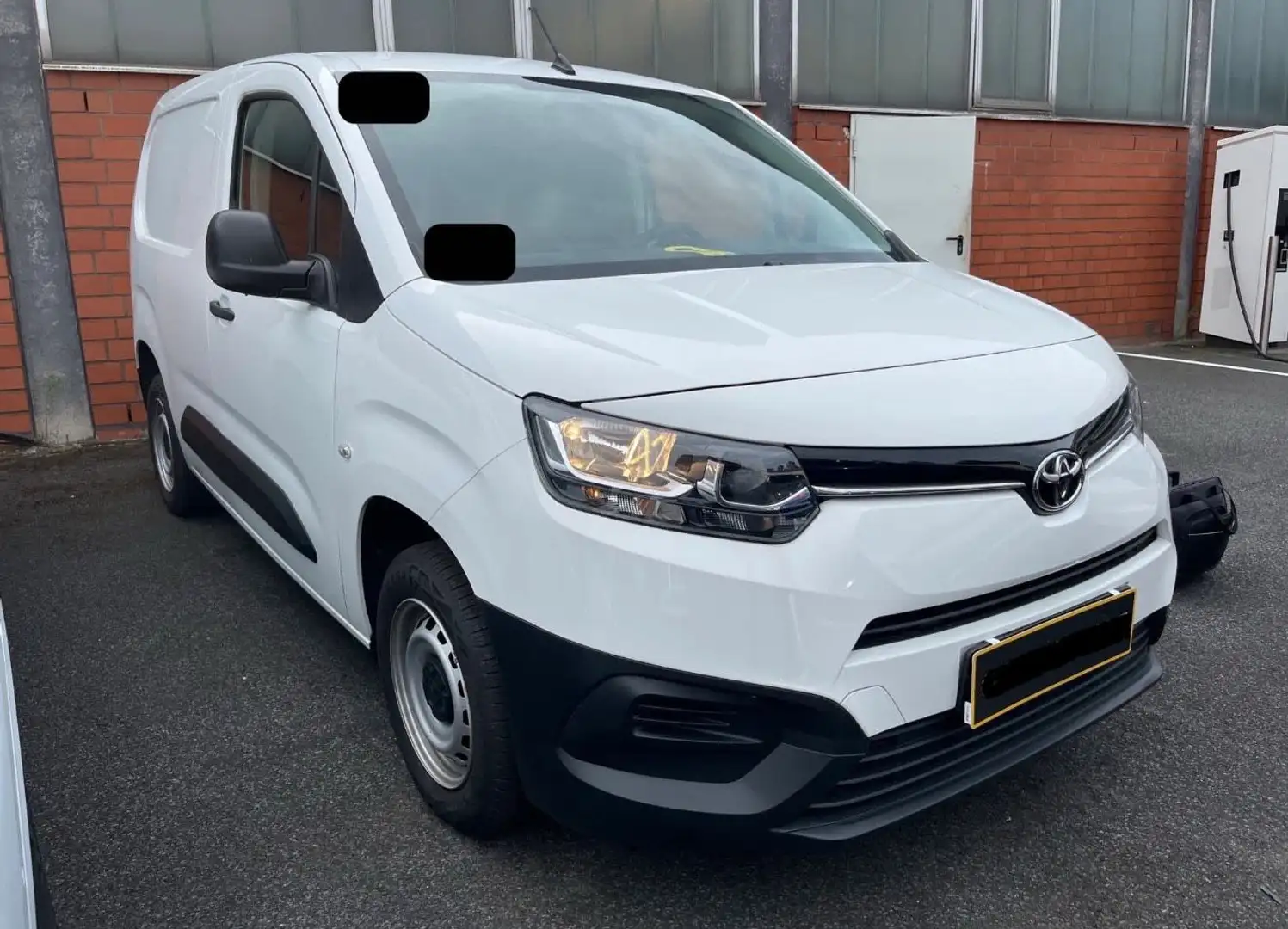 Toyota Proace City 1.5 L1 Duty Weiß - 2