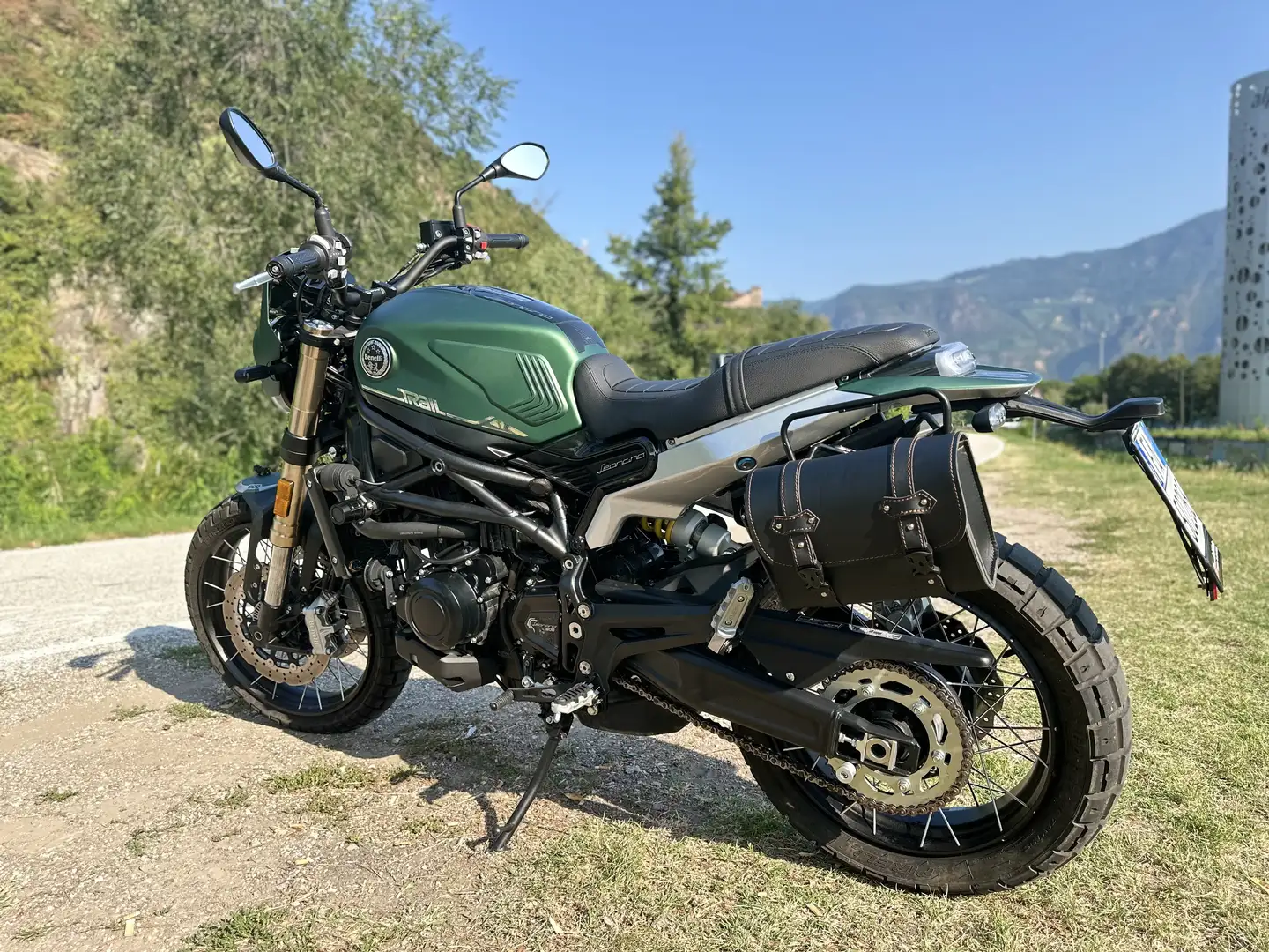 Benelli Leoncino 800 Trail Argento - 2