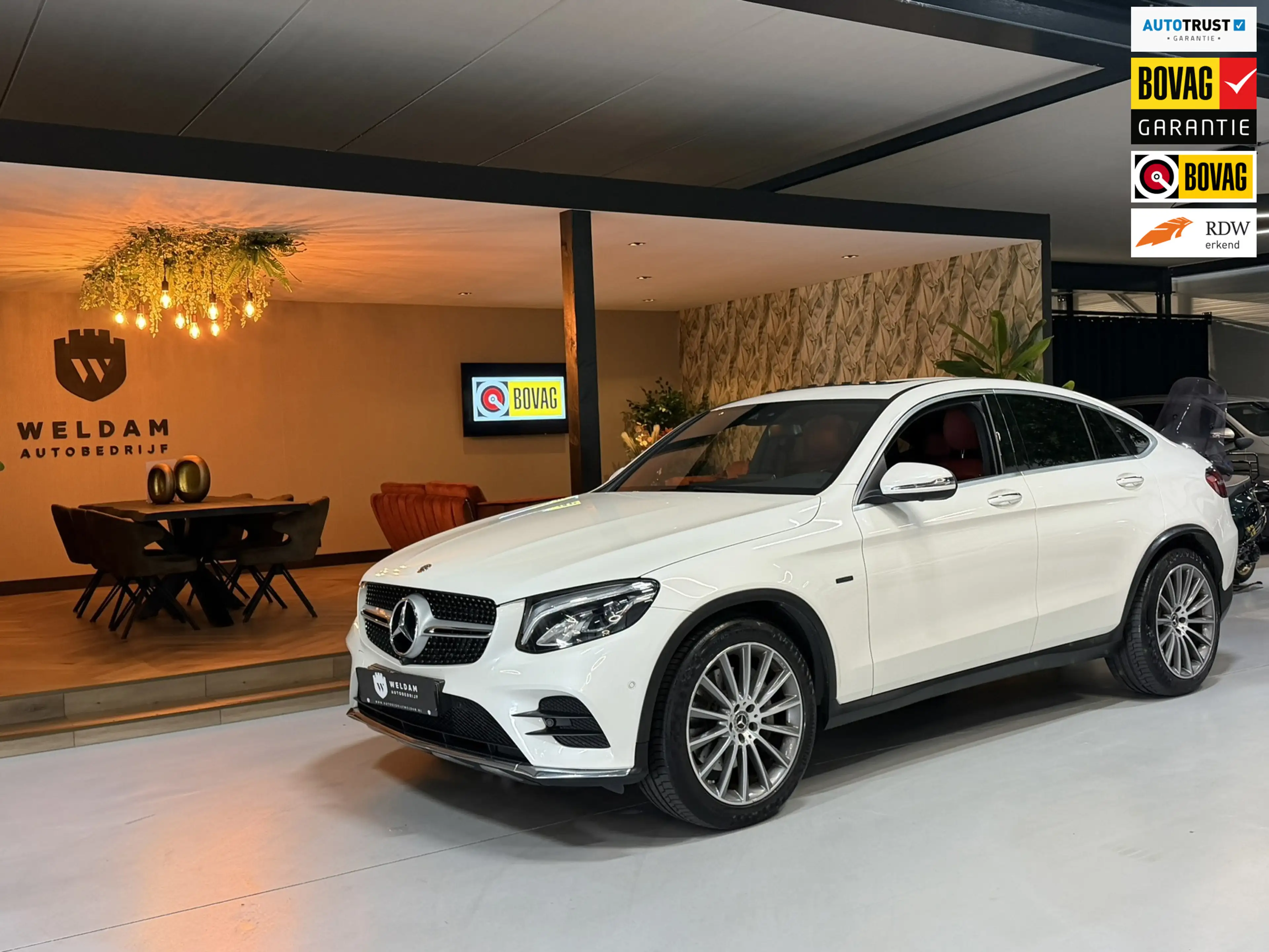 Mercedes-Benz GLC 350 Coupé 350e 4MATIC Edition 1 Garantie|Carplay|Pano|