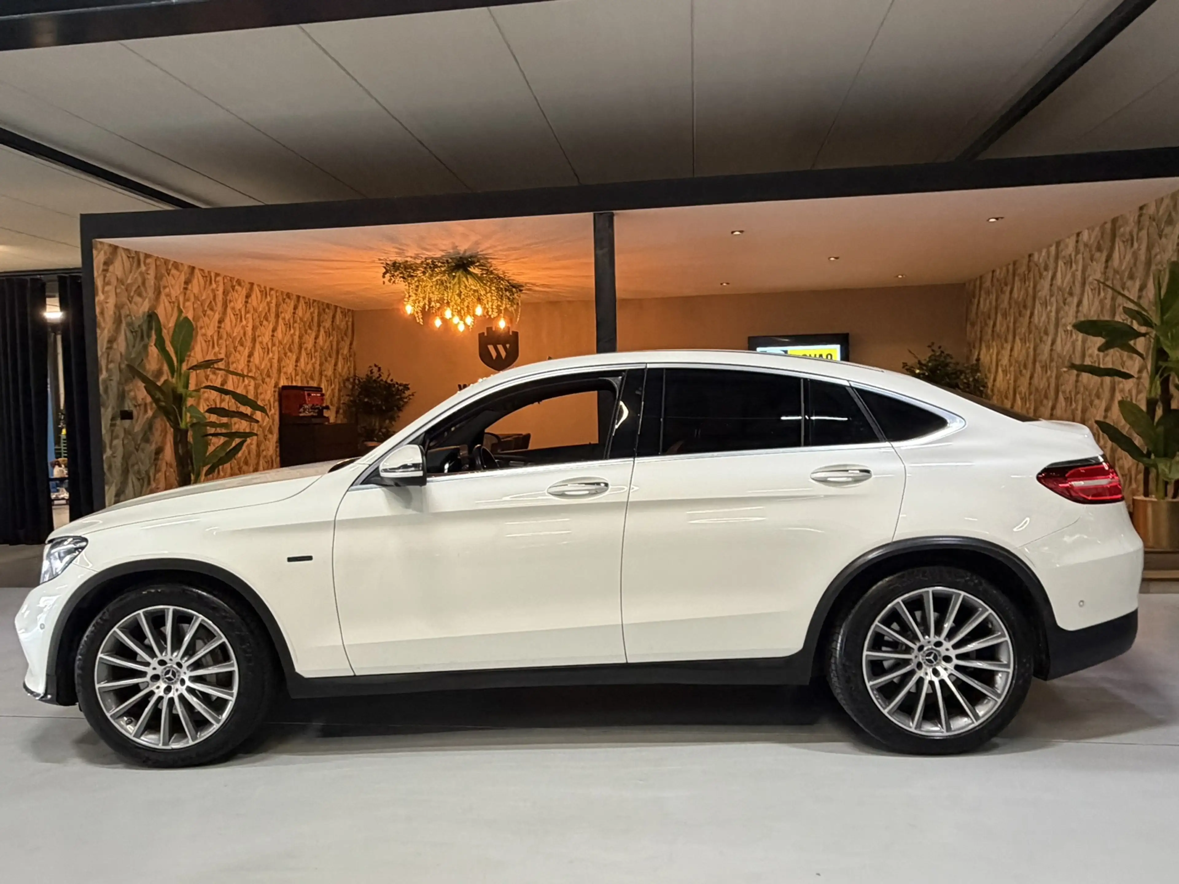 Mercedes-Benz GLC 350 Coupé 350e 4MATIC Edition 1 Garantie|Carplay|Pano| — photo 6