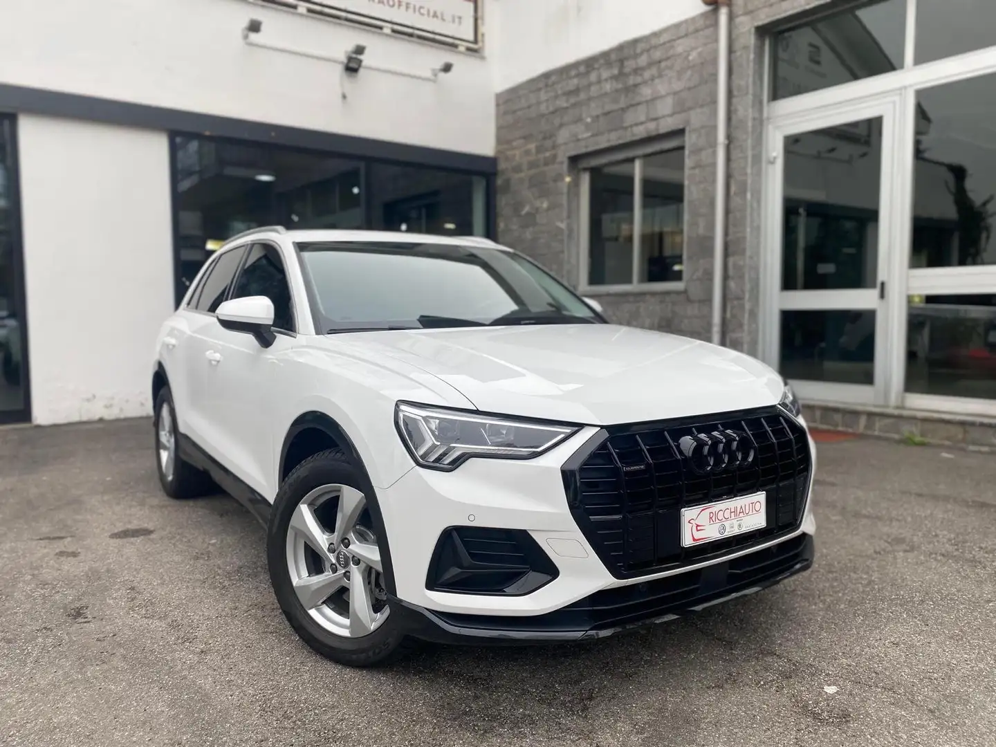 Audi Q3 40 TFSI quattro s tronic Business Advanced Bianco - 1