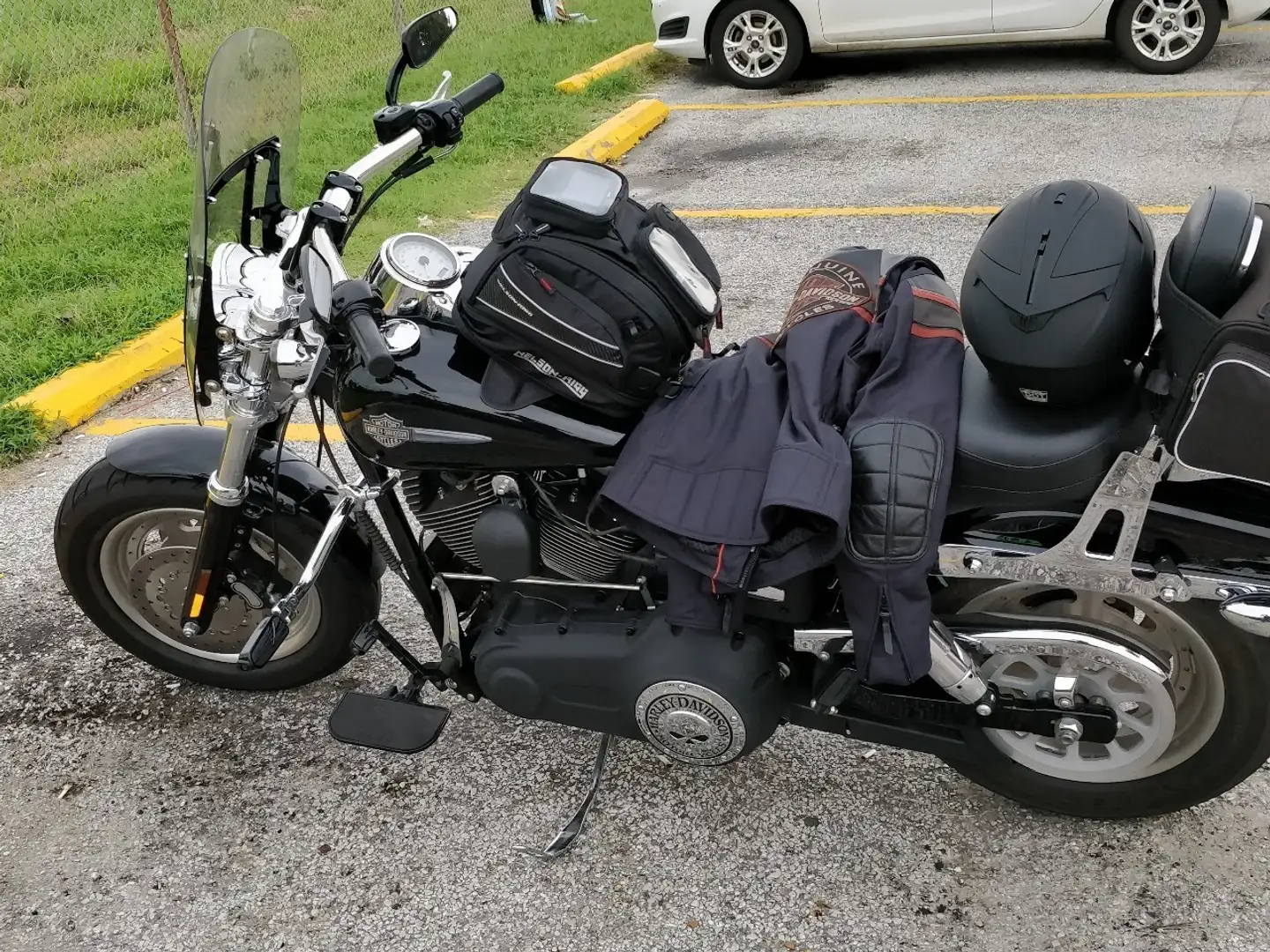 Harley-Davidson Dyna Fat Bob Negru - 2