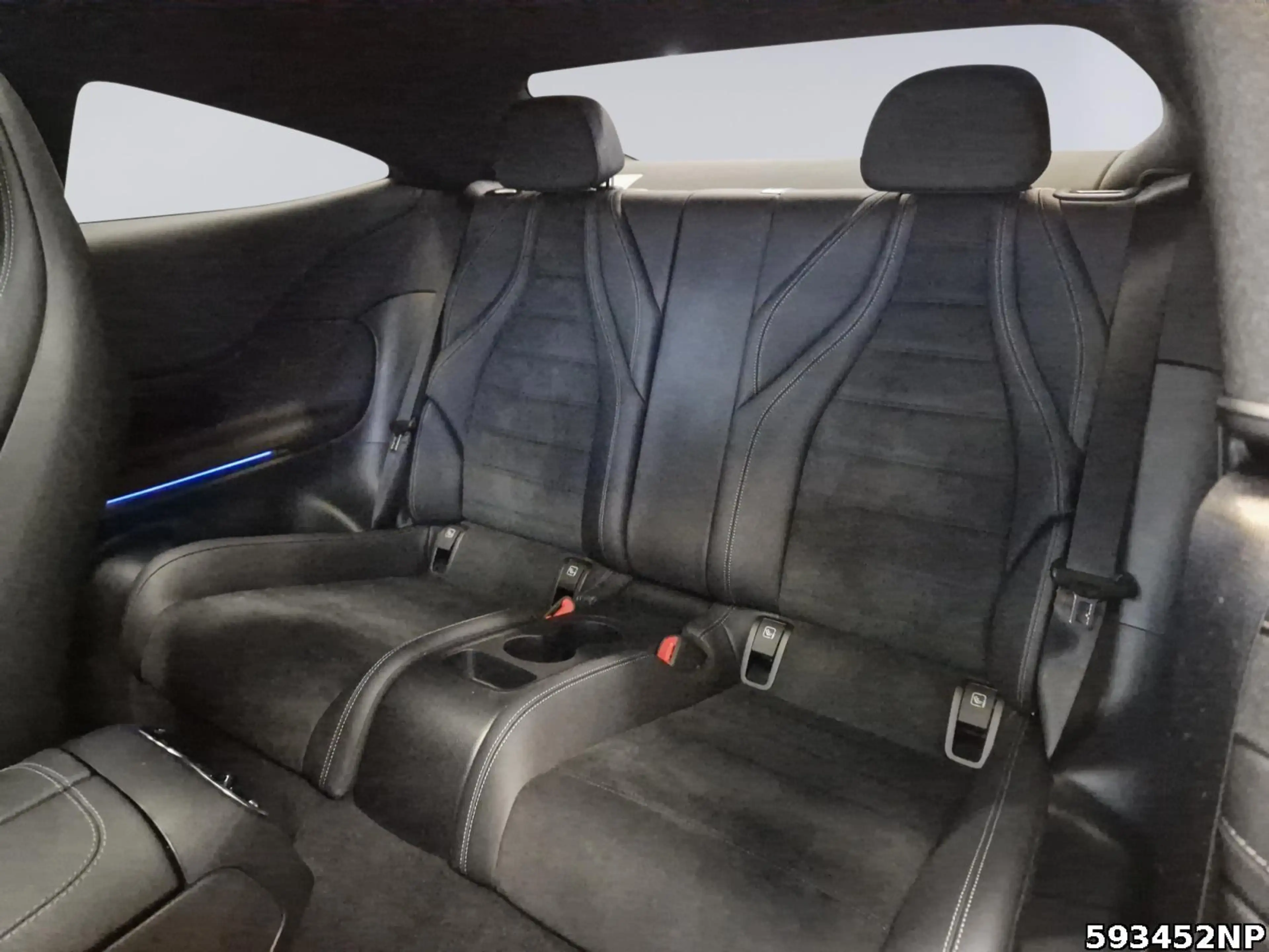 Mercedes-Benz CLE 300 e AMG Pano 360° Memory DISTRONIC 19LM. — photo 11