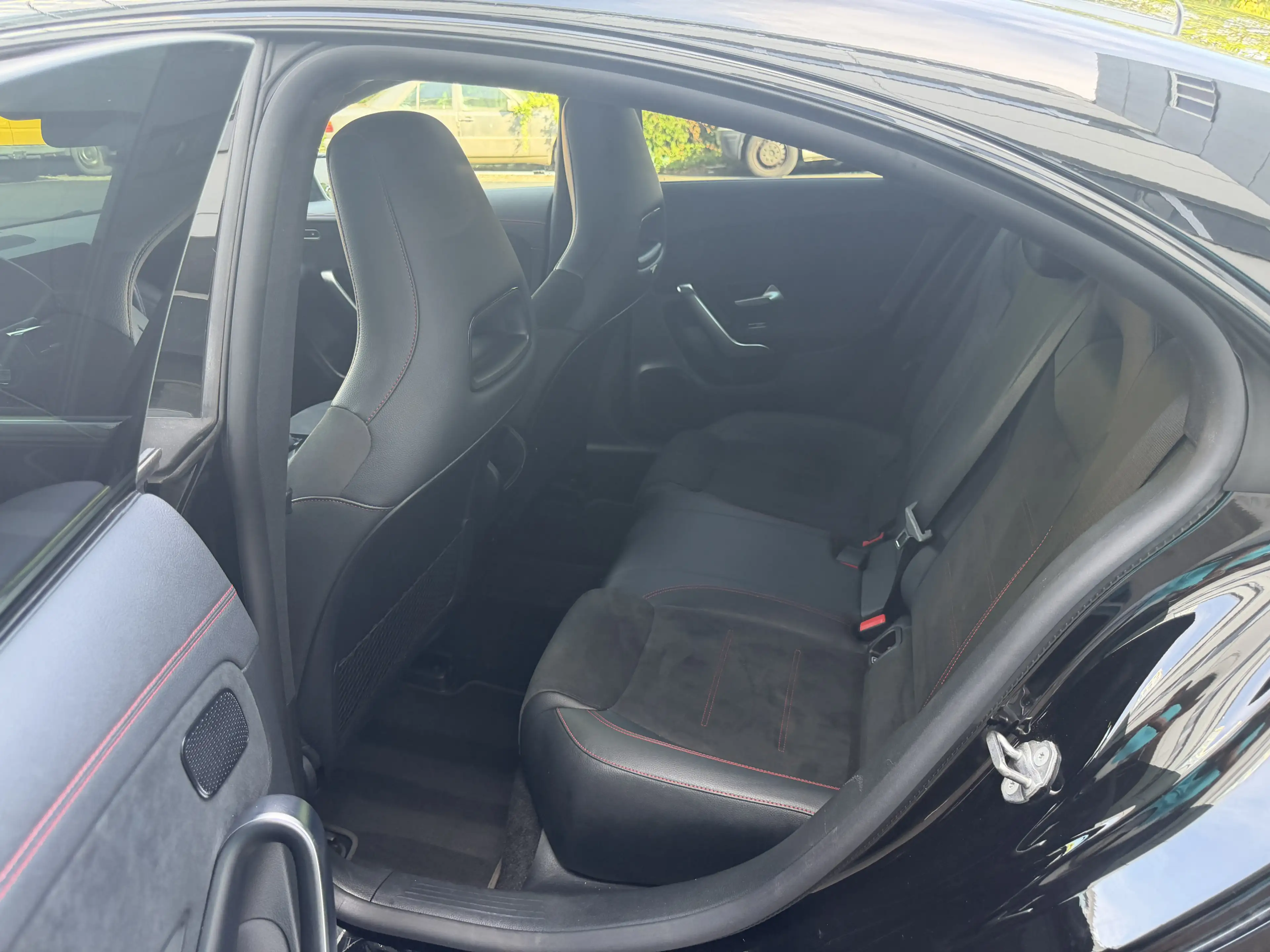Mercedes-Benz CLA 220 D AMG LED Night MBUX Rü-Kamera Ambiente — photo 14