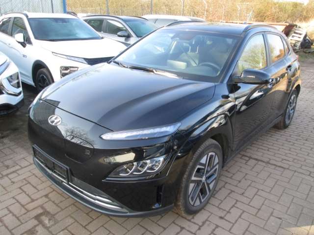 Hyundai KONA Trend 2WD Android Apple CarPlay Navi