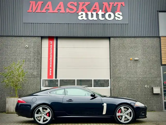 Jaguar XKR 4.2 V8 Coupé / Portfolio special edition / Celesti
