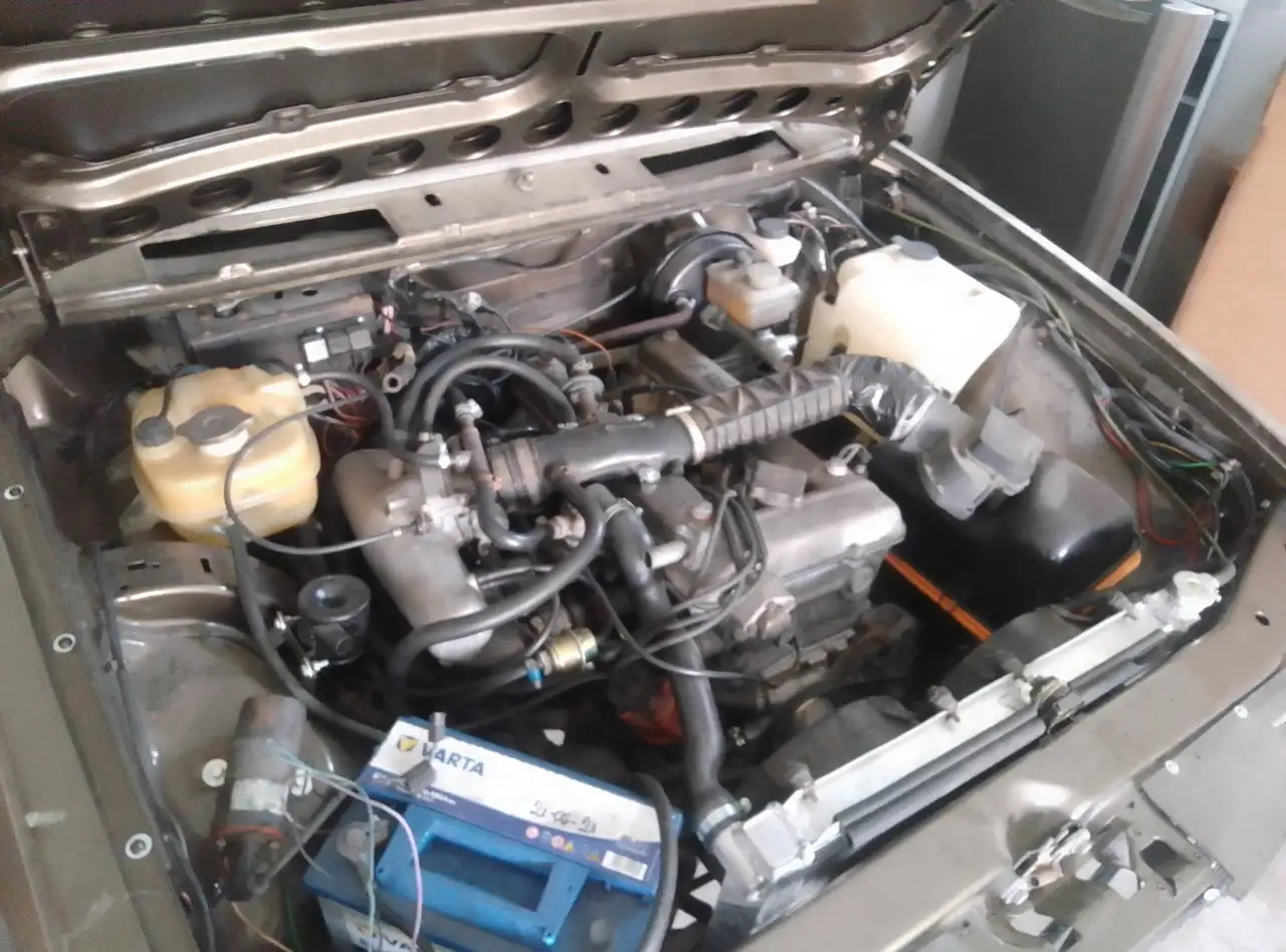 Alfa Romeo Alfetta 2.0i Quadrifoglio Oro, foto 3