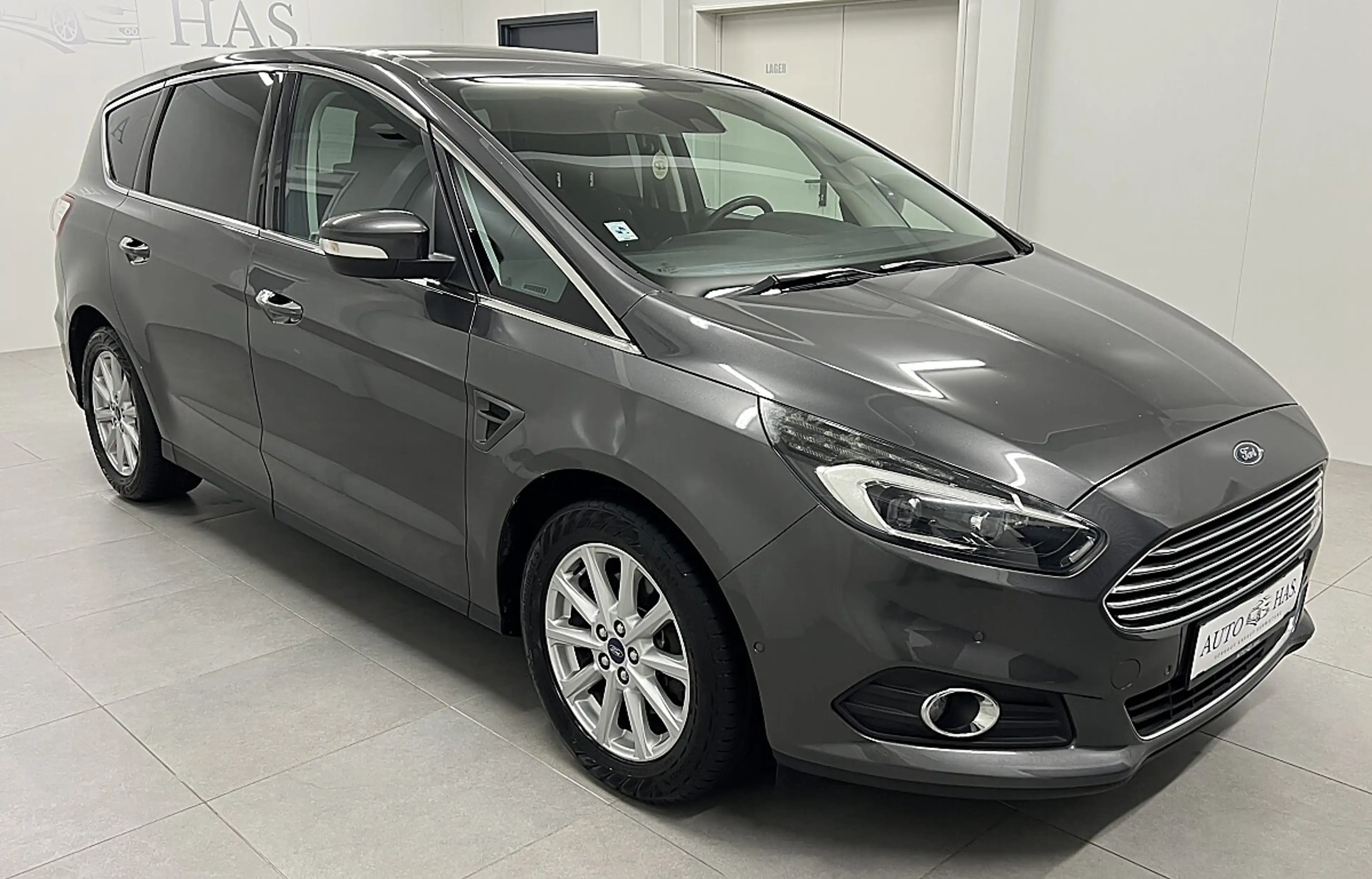 Ford S-Max S-MAX Titanium 2.0 TDCi Auto-Start/Stop *Top Au... — photo 2