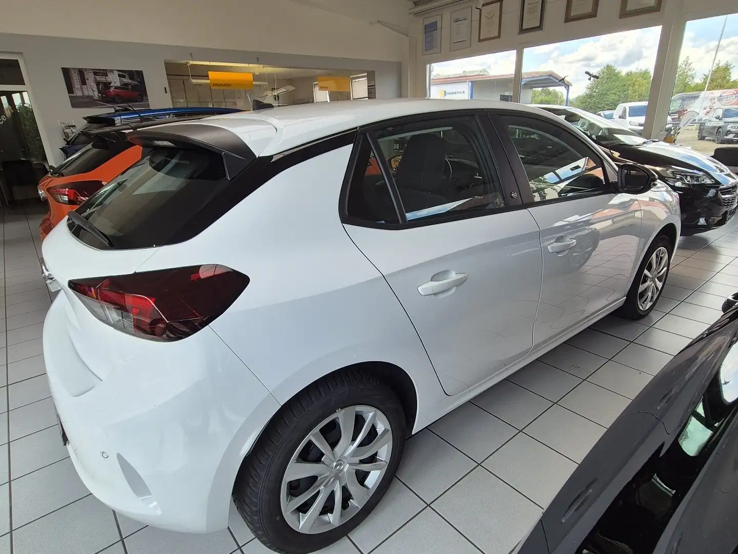 Opel Corsa-e e Edition Weiß - 2