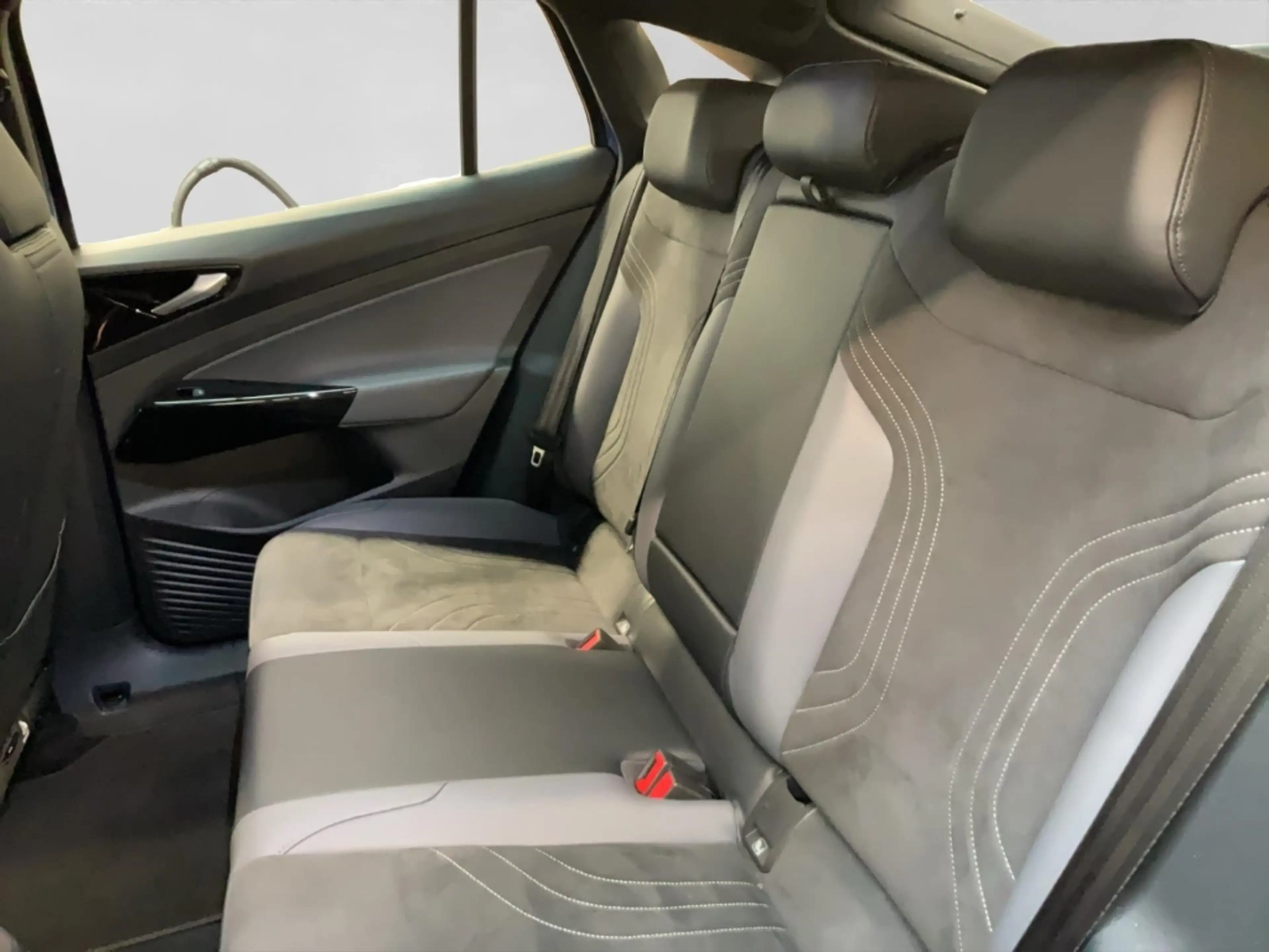 Volkswagen ID.5 Pro 77 kWh Alu LED Kamera Navi ACC Sitzh. — photo 13