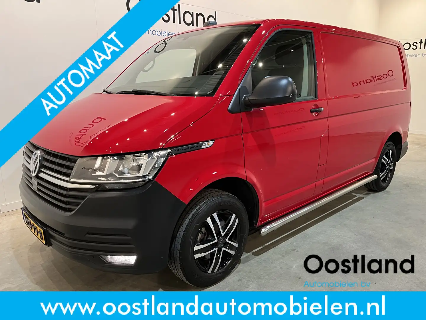 Volkswagen T6.1 Transporter 2.0 TDI L1H1 150 PK Automaat / Airco / Cruise Cont Rood - 1