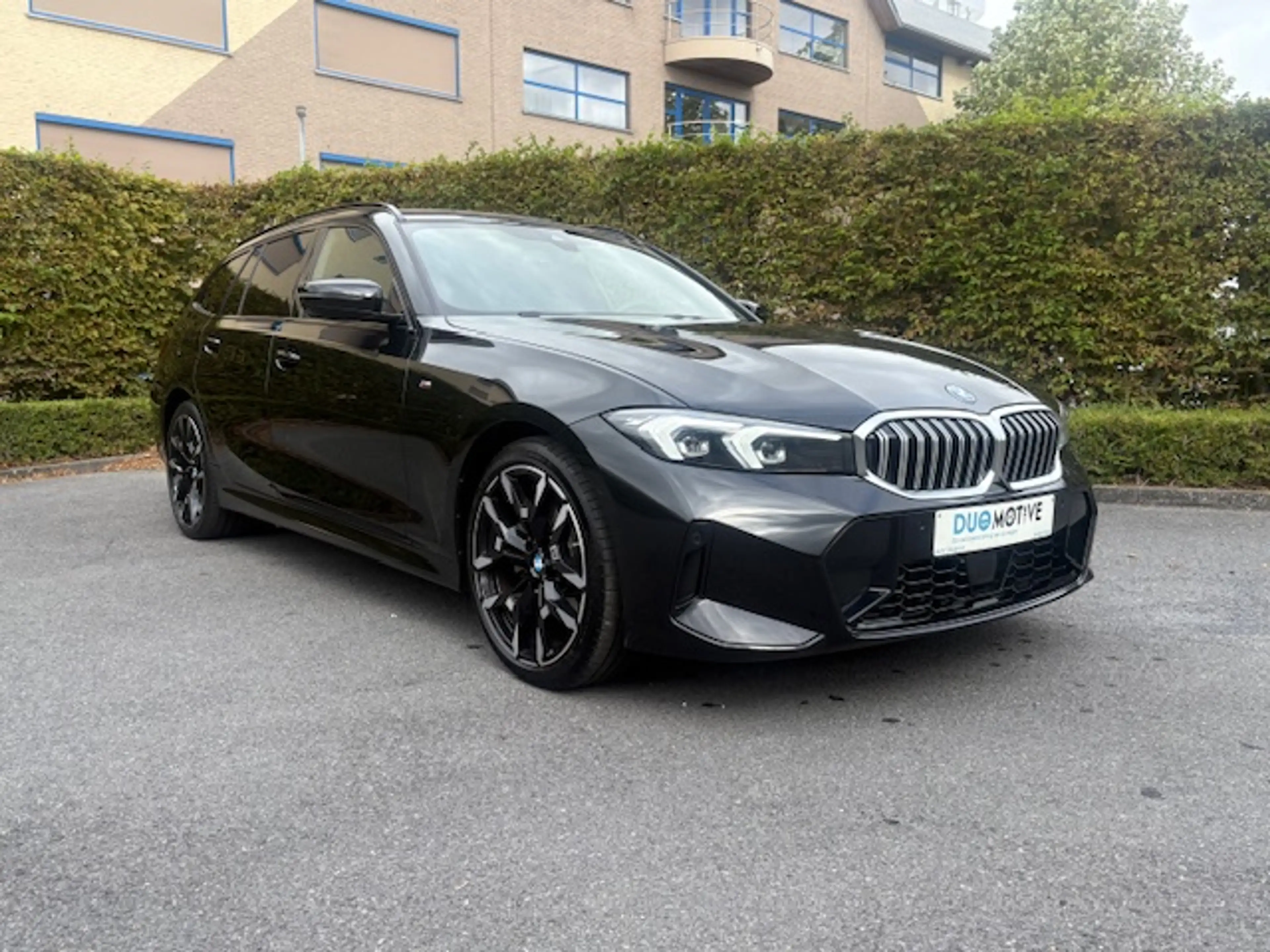 BMW 330 Touring 330eAS PHEV (215 kW)