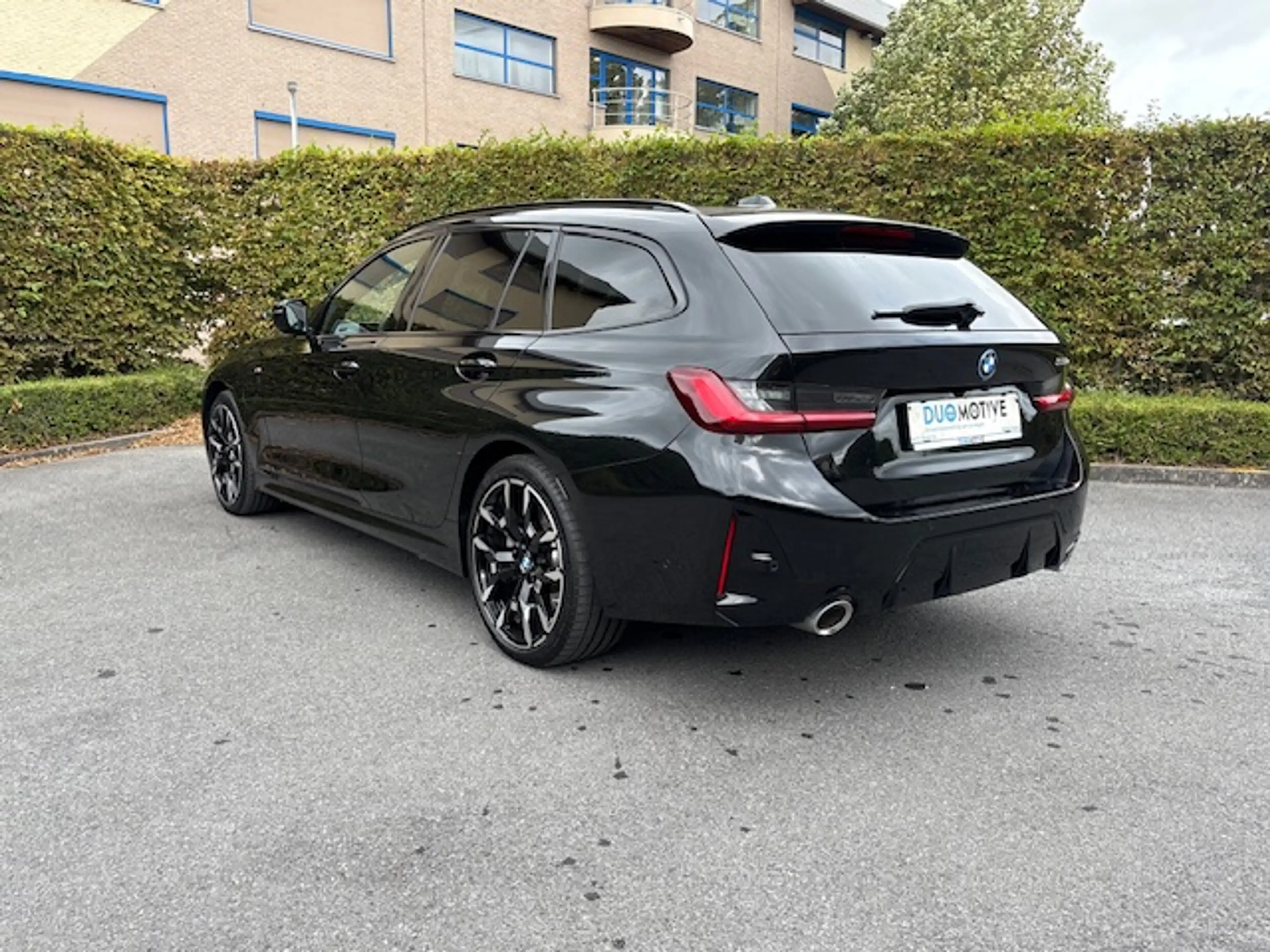 BMW 330 Touring 330eAS PHEV (215 kW) — photo 8